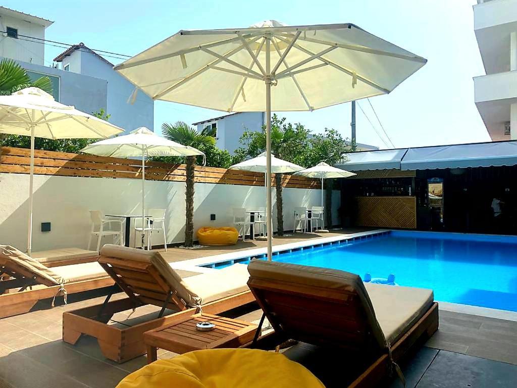 קסאמיל Valmar Hotel מראה חיצוני תמונה